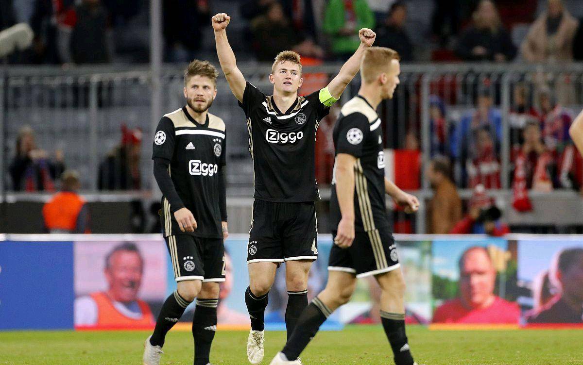 开云平台-关于巴塞罗那-战胜埃因霍温，领跑小组的信息